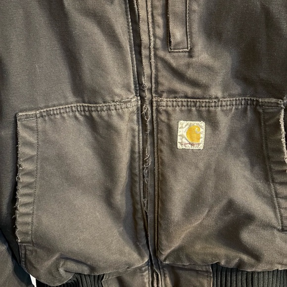 Black Carhartt Jacket - Picture 6 of 15